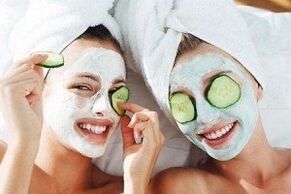 masker wajah untuk peremajaan kulit
